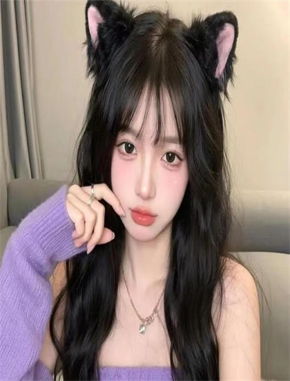 幽灵男场景布置分析：环境设计与主题呼应探讨